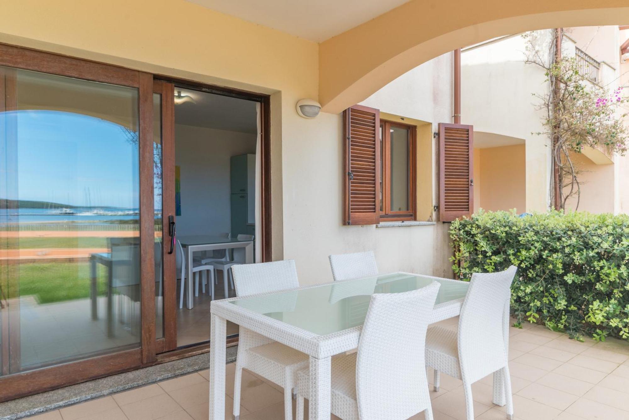 I Mirti Di Porto Pozzo Apartment ซานตา เตเรซา กัลลูรา ภายนอก รูปภาพ